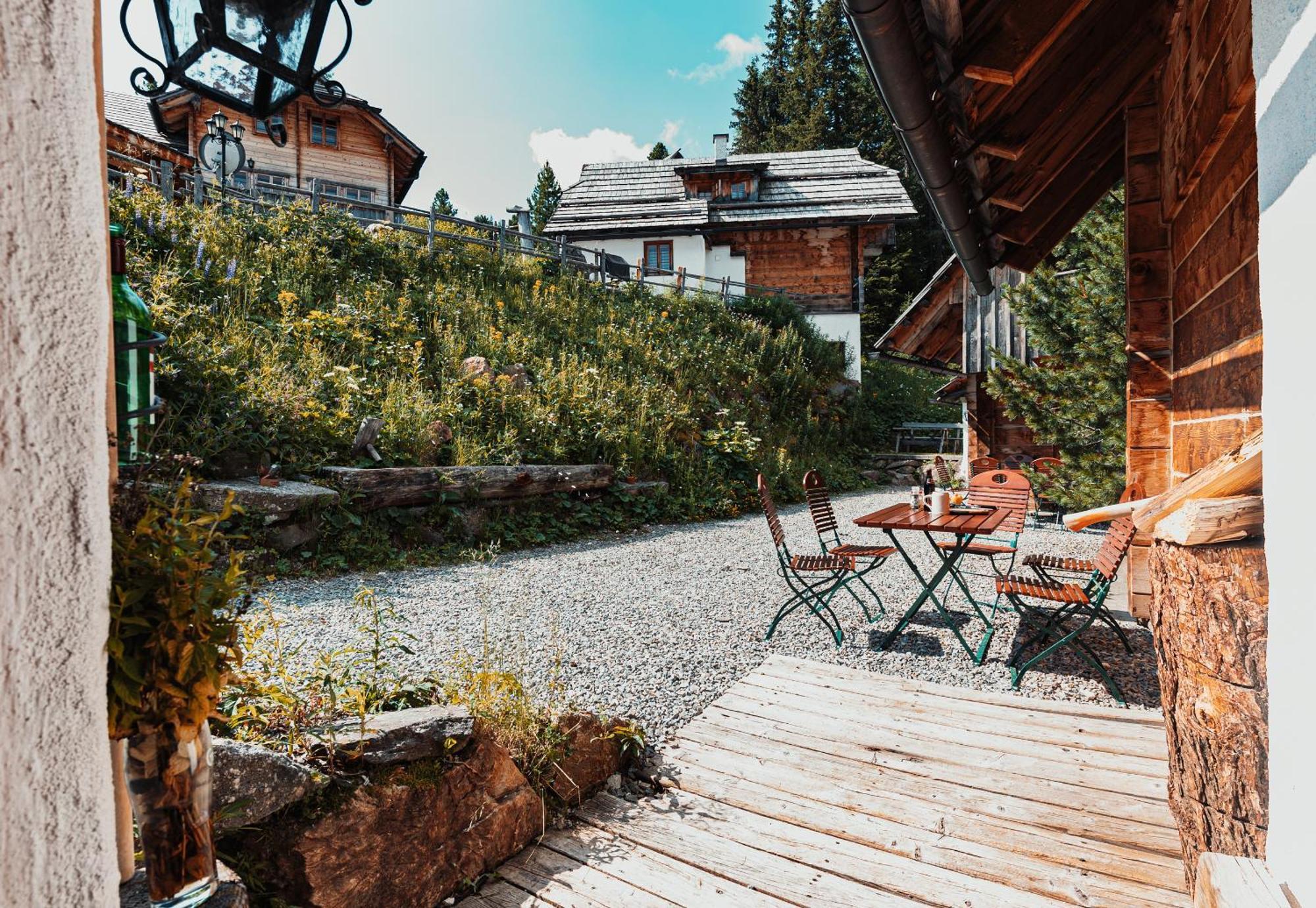Mei Zeit Huettendorf Turracher Hohe Exterior foto